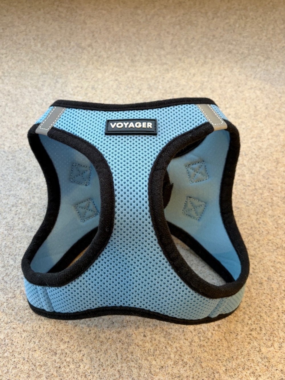 NWOT! Voyager Slip on Air Turquoise Dog Harness - MEDIUM - 	M (Chest: 16 - 18")